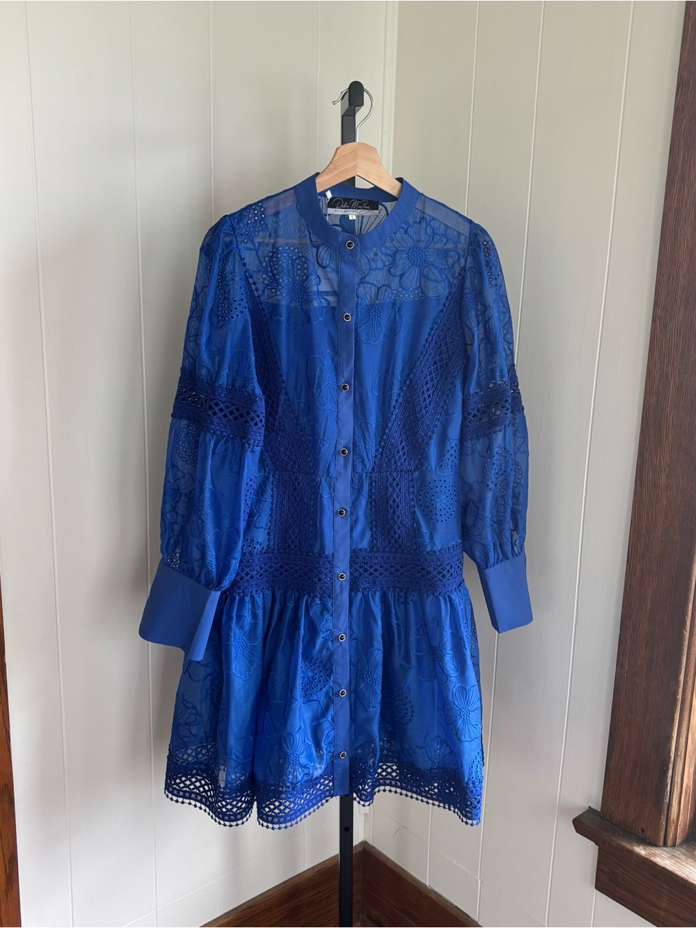 Dalia MacPhee Blue Embroidered Button Front Band Collar Shirt Dress Womens L NWT